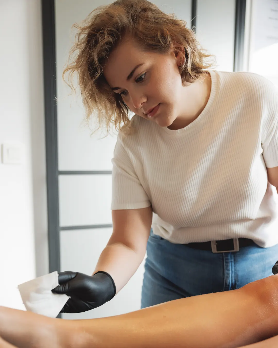 Charlotte in actie tijdens een suikerontharing